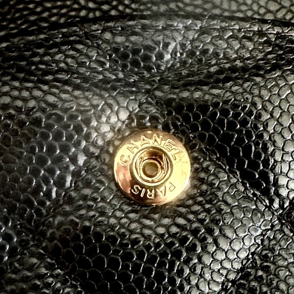 Chanel large classic double flap handbag - Picture 5 of 11